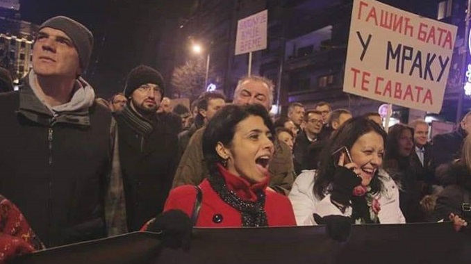 Kad lošem i dlaka smeta: Da li su oni koji kažu “trebaju nam novi ljudi u politici” isti oni koji tvrde da “svi koji uđu u politiku su prljavi”