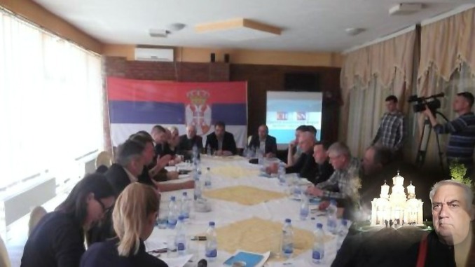 Srpski nacionalni forum: Momčilo Trajković označen kao meta za odstrel. Znamo ko to radi!