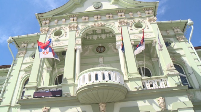 Vlast u Zrenjaninu ostavila srednji Banat bez i jedne apoteke koja radi noću!