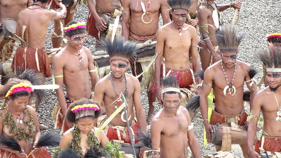 Plemenski sukobi u Papui Novoj Gvineji: Žrtve i trudnice i deca