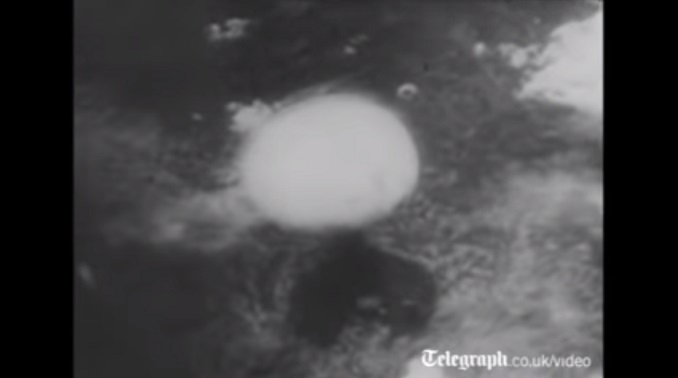 Pre 74 godine bačena atomska bomba na Hirošimu, umrlo je 140.000 ljudi (VIDEO)