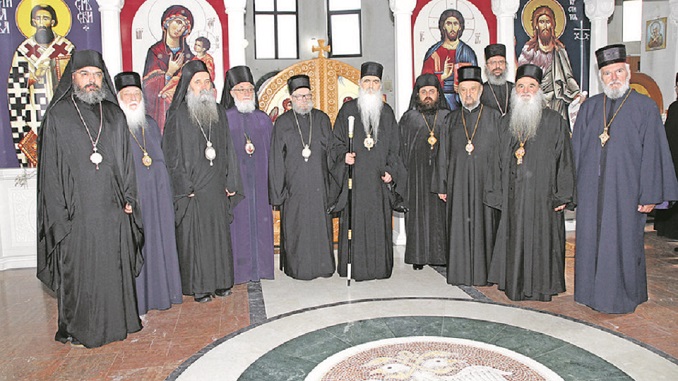 PRIZNANJE ČLANA SINODA: U SPC kleptomani, jeretici, gejevi, masoni, pedofili, sodomisti, narkomani, alkoholičari, kamataši…