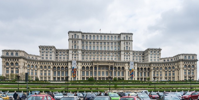 Raspad koalicije u rumunskoj vladi: Očekuje se glasanje o poverenju u parlamentu