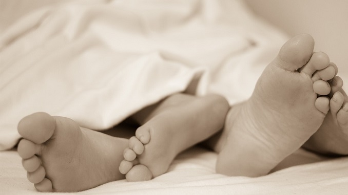 Umro tokom seksa na službenom putu, firma mora da plati odštetu