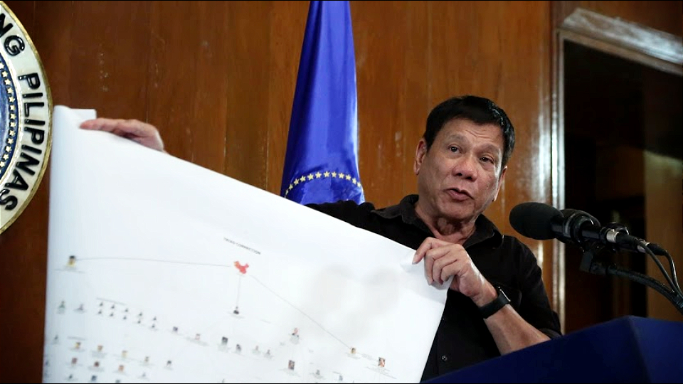 Duterte pozvao ruske sveštenike u borbu protiv terorista