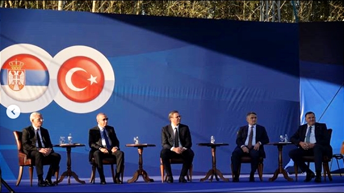 Vučić: Putevi nas zbližavaju i daju mogućnost da se razumemo i oprostimo