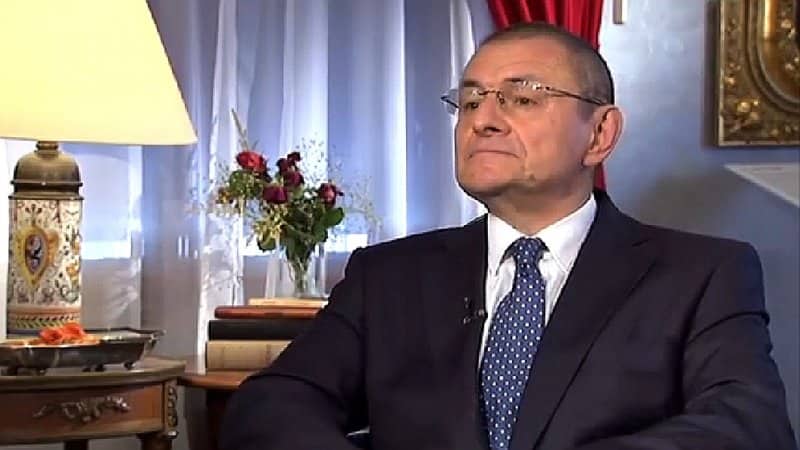 Nebojša Katić: Umiranje stida