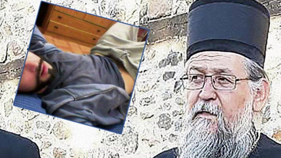 Muške guzice u izgubljenom telefonu vladike Pahomije! BOGA MOLE, NA BOGA NE MISLE: Je l’ nosiš mantiju? To me PALI! (EKSPLICITNI SADRŽAJ)