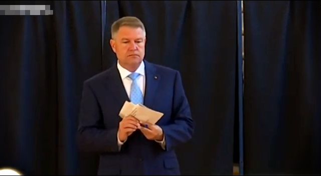 Johanis ponovo izabran za predsednika Rumunije, Vučić čestitao pobedu