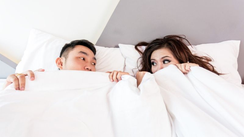 Zašto mladi danas sve manje žele seks?