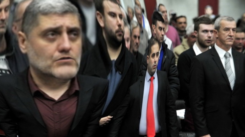 Naprednjački šarlatan Miroljub Petrović i dalje truje: Dva života ugašena, dvoje prevareno, tužilaštvo 10 meseci prikuplja informacije