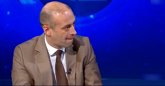 Kena zaplakao u emisiji: Da li shvataju da je jedan čovek dao život za Demokratsku stranku (VIDEO)