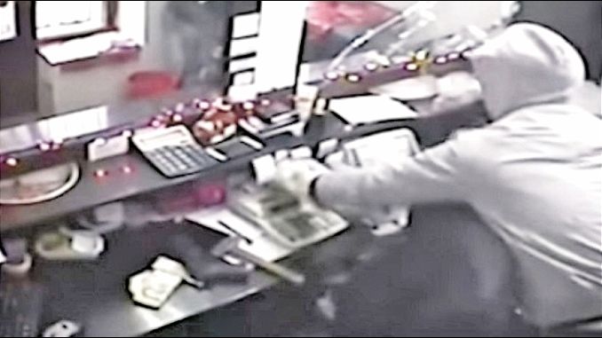 Vulin opljačkao menjačnicu, proveo u pritvoru samo 24 sata