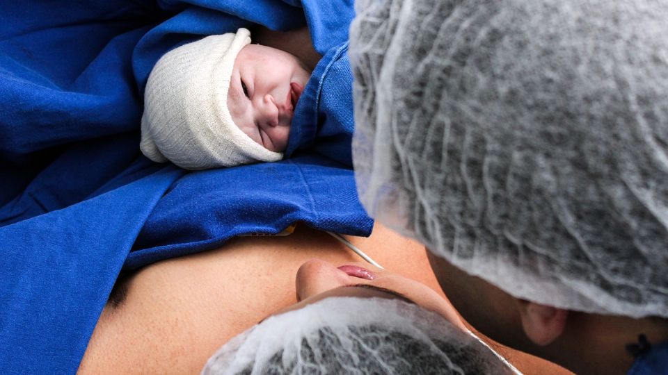 Grčka za svako novorođenče daje 2.000 evra