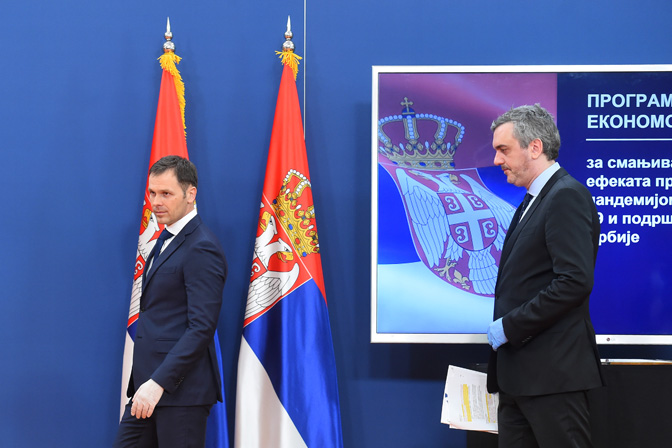 Vučić se ne oseća dobro, obratiće se u naredna dva dana