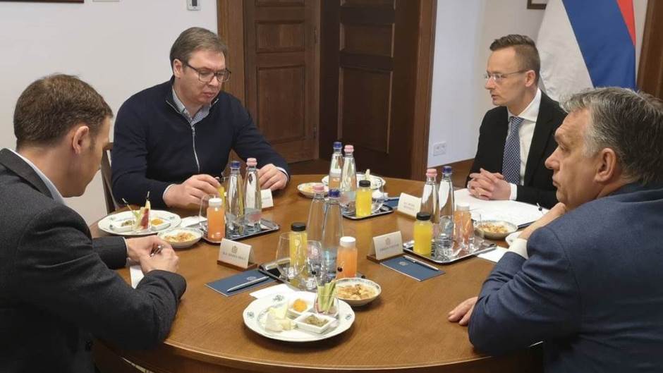 Vučić sa Orbanom u Mađarskoj: Prijatelji u teškim vremenima