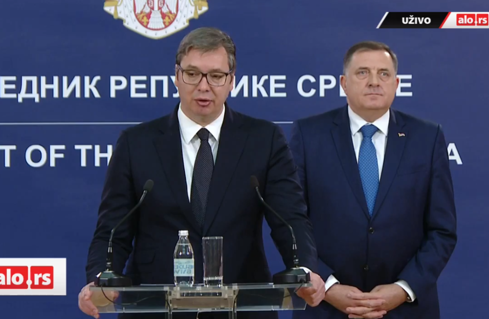 Vučić i Dodik mole vernike SPC da ih razumeju i poručuju da će se držati zakona