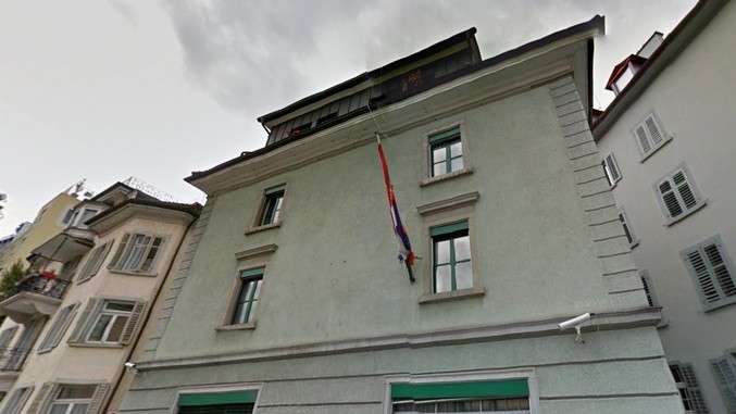 Ustaški grafiti na srpskom konzulatu u Cirihu