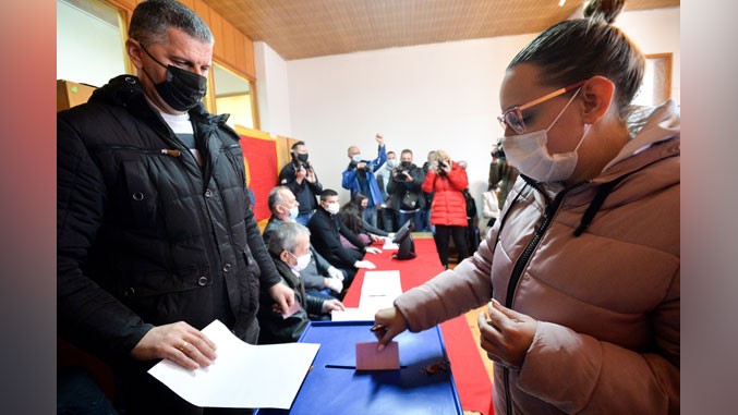 Daka Davidović: Izbori u Nikšiću neregularni zbog umešanosti Vučića