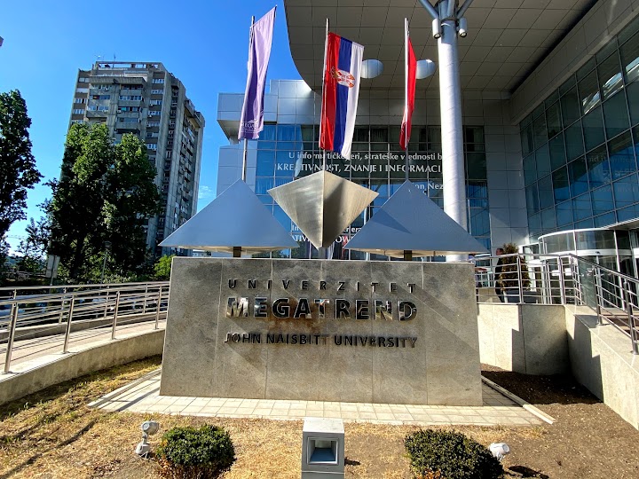 Medjunarodni institut za romološke studije za bolju budućnost mladih Roma.