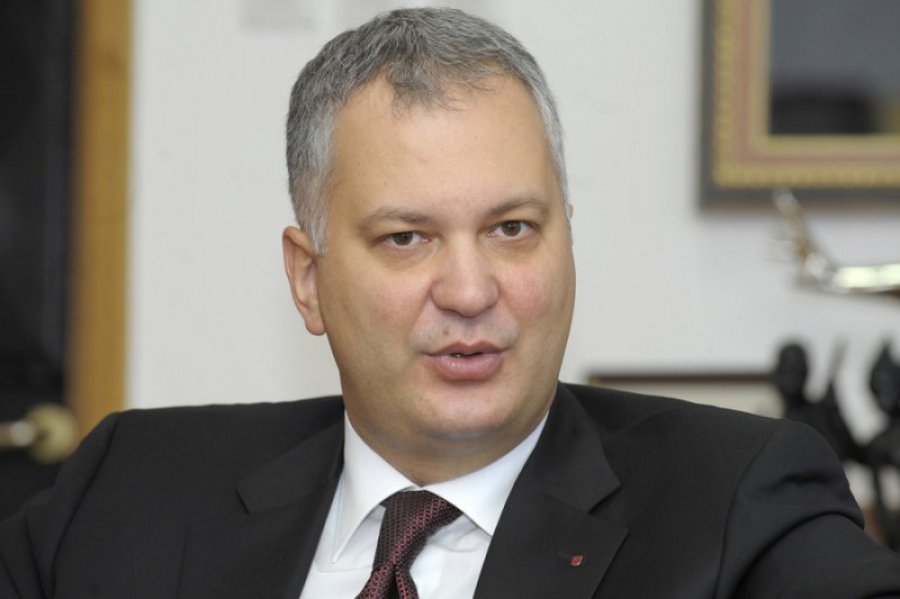 DRAGAN ŠUTANOVAC POŠTENO PRIZNAO: Vučić je vodio odgovornu politiku za korist NARODA, a svesno na ŠTETU svoje stranke