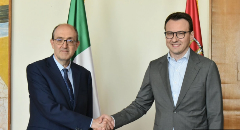 AMBASADOR ITALIJE U OPROŠTAJNOJ POSETI SRBIJI Petković se zahvalio na dobroj saradnji i posvećenosti u rešavanju problema na Kosovu